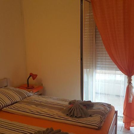 Apartments Jannine Биоград на Мору Екстериор снимка