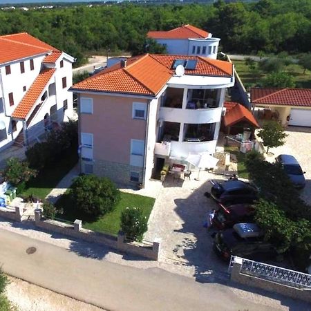 Apartments Jannine Биоград на Мору Екстериор снимка