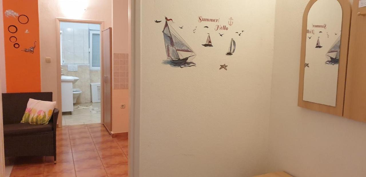 Apartments Jannine Биоград на Мору Екстериор снимка