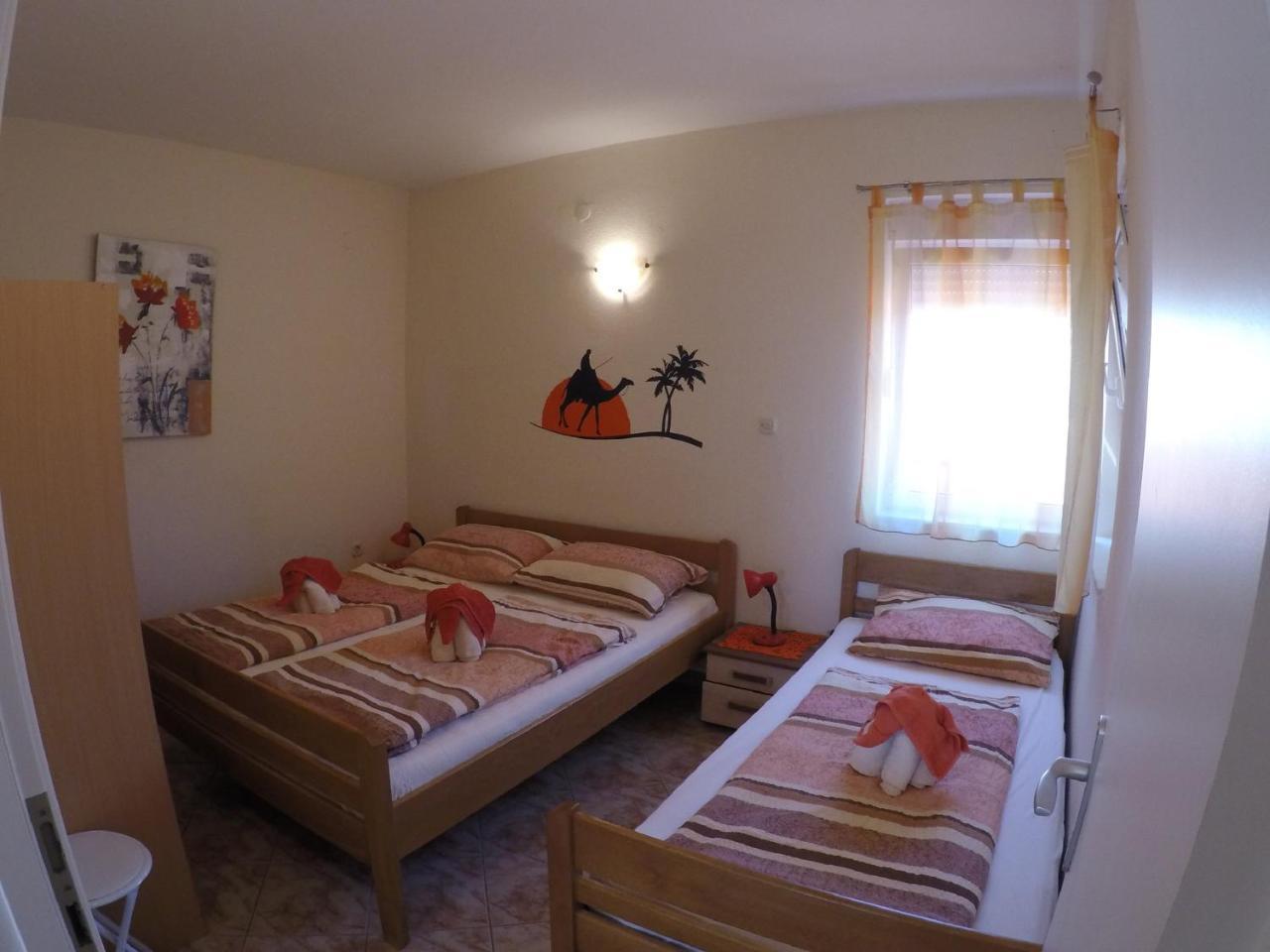 Apartments Jannine Биоград на Мору Екстериор снимка
